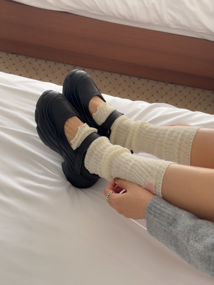 Vade - Korean Women Fashion - #womensfashion - Flat Sneakers Mary Jane Socks