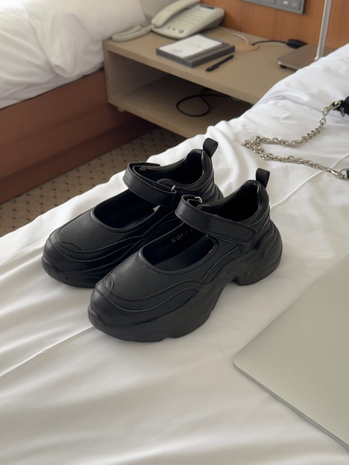 Vade - Korean Women Fashion - #womensfashion - Flat Sneakers Mary Jane Socks - 11