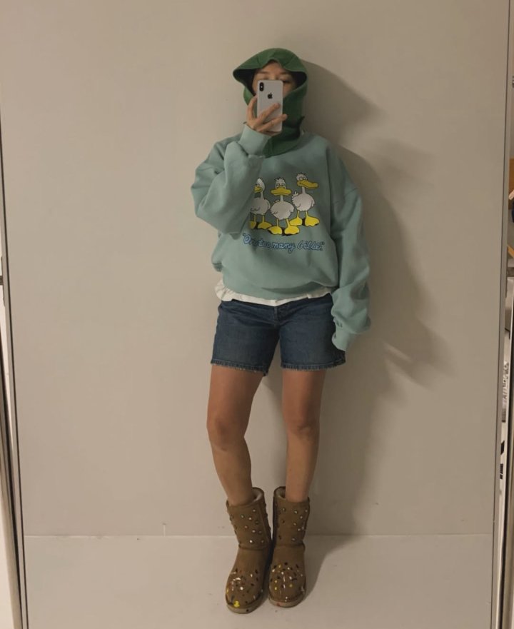 Via - Korean Women Fashion - #romanticstyle - Duck Sweatshirts - 8