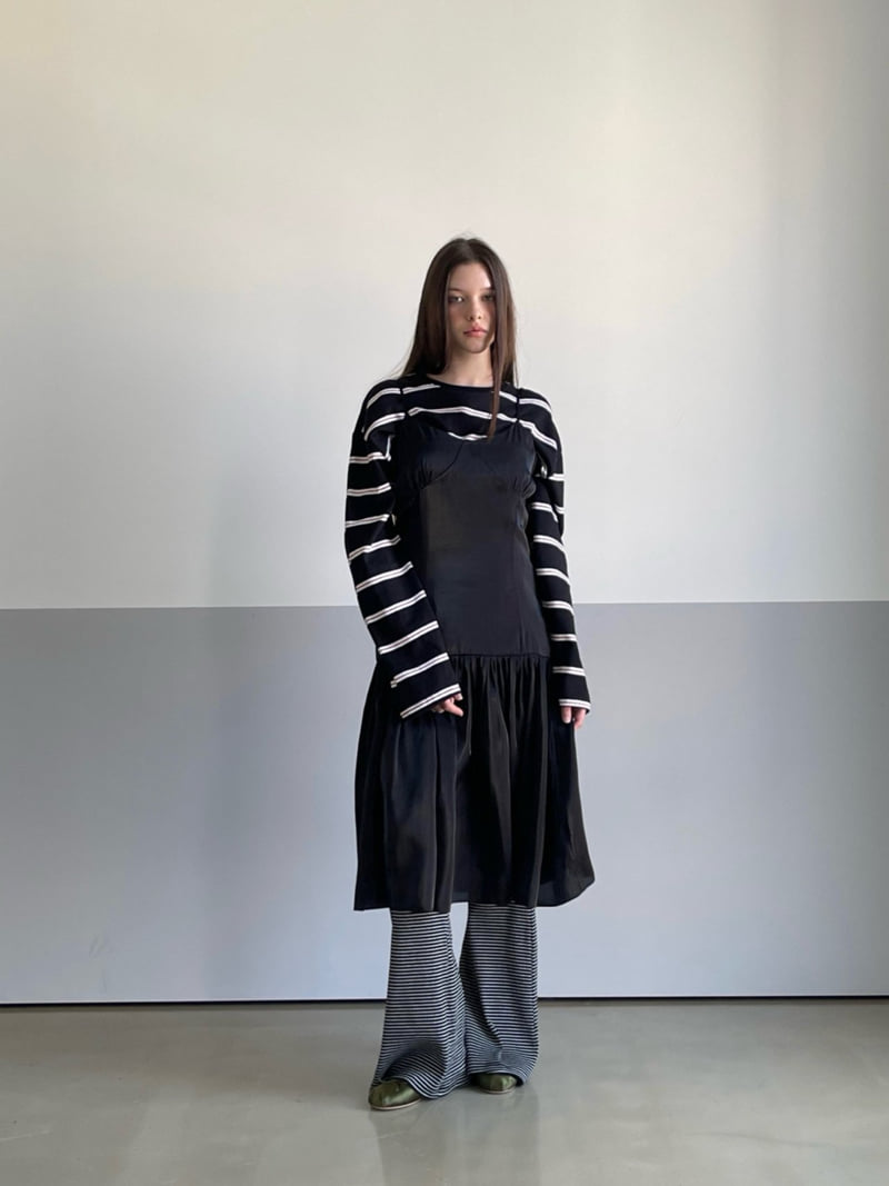 140 Avenue - Korean Women Fashion - #thatsdarling - Shy Line One-piece - 2