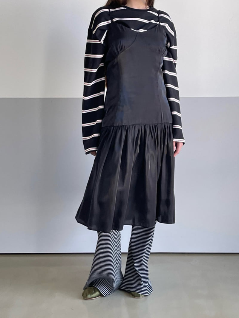 140 Avenue - Korean Women Fashion - #thelittlethings - Shy Line One-piece - 3