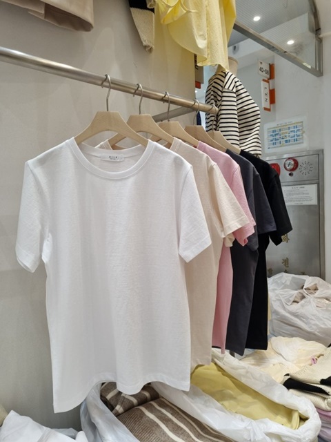 Silket Short Sleeved Tee Silket Short Sleeved Tee