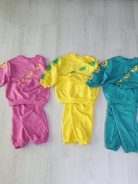 Smile Shoulder Top Bottom Set Smile Shoulder Top Bottom Set