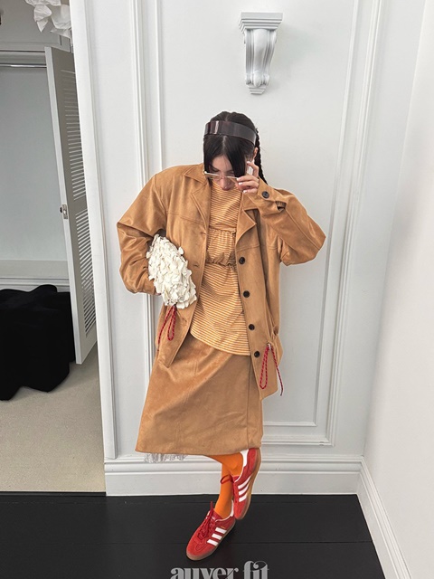 Suede Frill Set Suede Frill Set