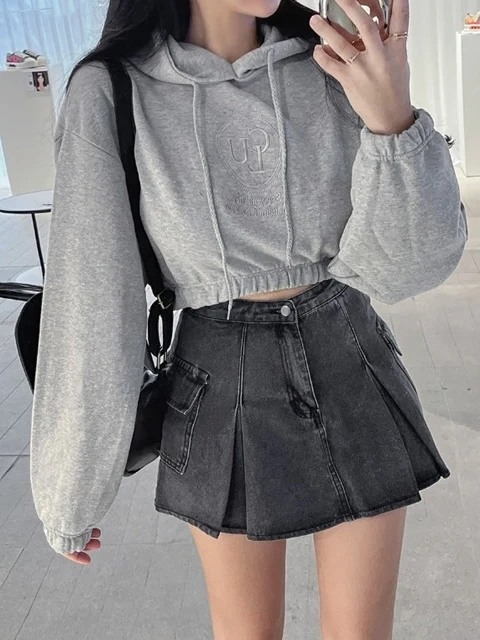 Later Crop Hoodie Later Crop Hoodie