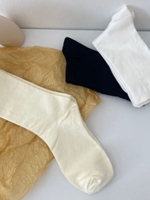 Women Plain Basic Socks