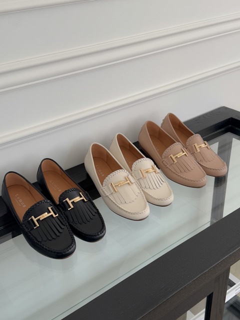 Penny Slip Flat