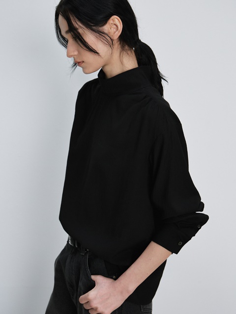 High Neck Blouse High Neck Blouse