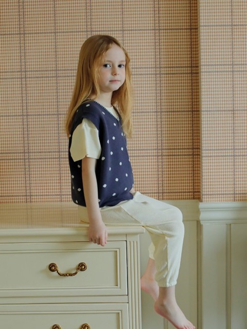 Rib Dot Knit Vest