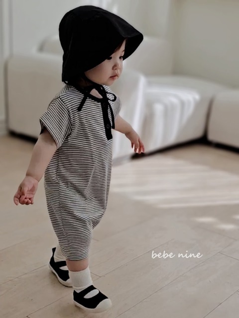 Daily Stripe Suit