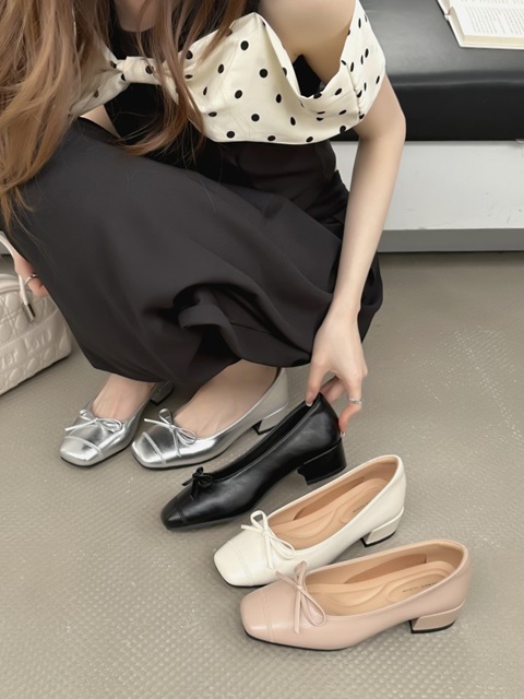 Ribbon Pumps Basic Soft Heel
