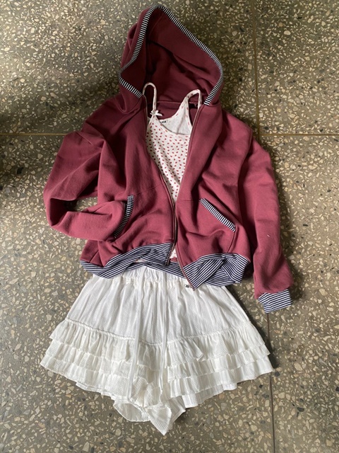 Patt Hood Zip-up Patt Hood Zip-up