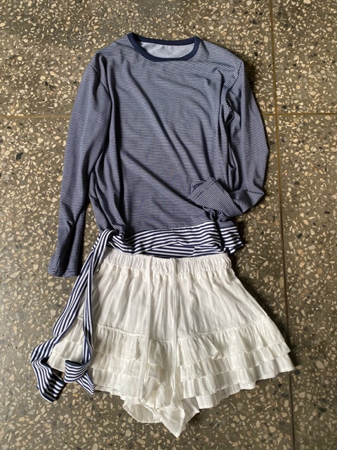 Kkomo Ribbon Tee Kkomo Ribbon Tee