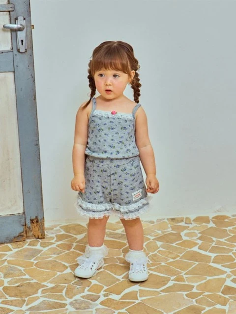 Waffle Flower Sleeveless Tee