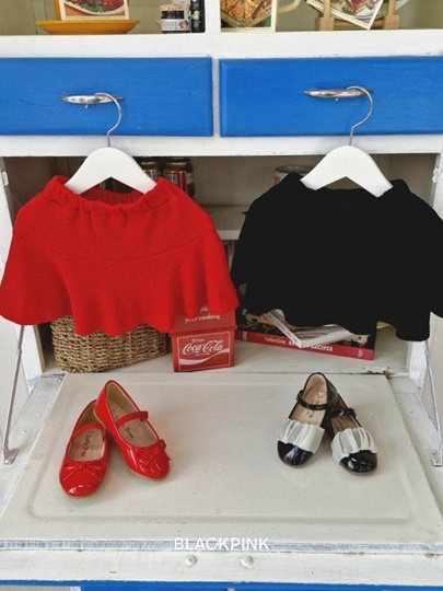 Knit Skirt
