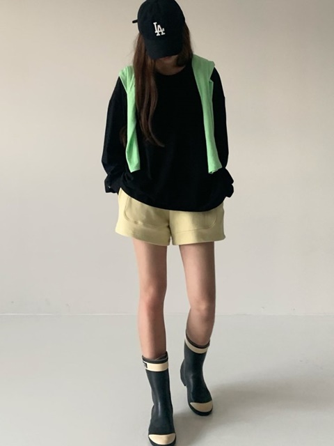 Daily Tee Daily Tee