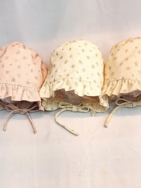 Frill Bonnet