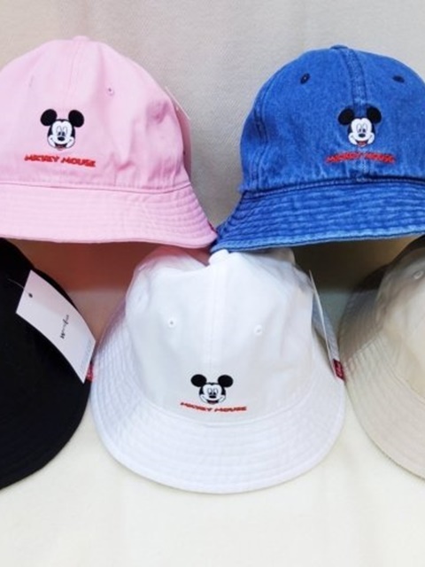 M Round Bucket Hat