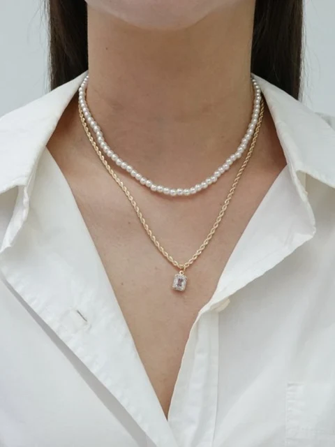 Zandar Layered Pearl Necklace