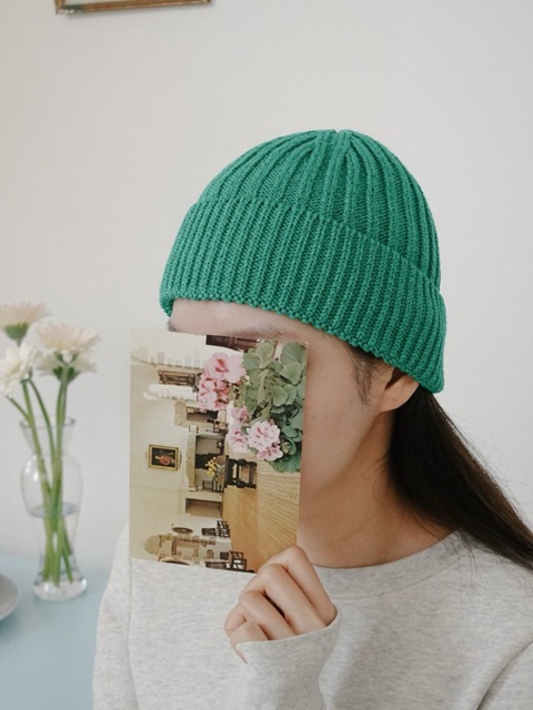 Vivid Rib Short Beanie