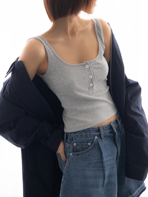 Three Button Ribbed Sleeveless