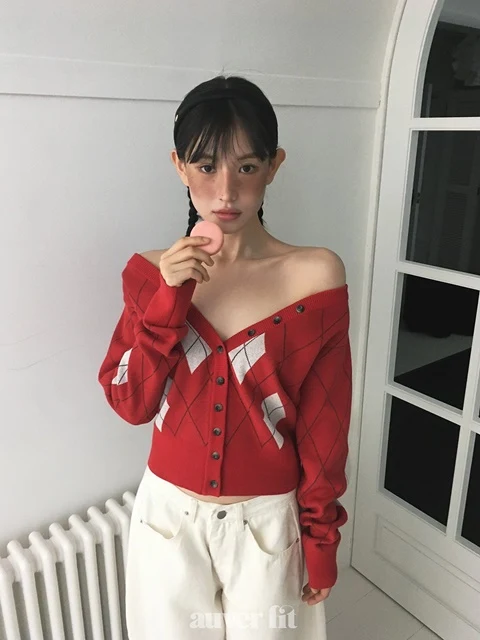 Argyle Off Knit