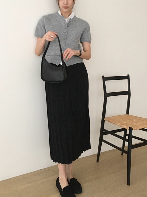 Pleats Banded Knit Skirt Pleats Banded Knit Skirt