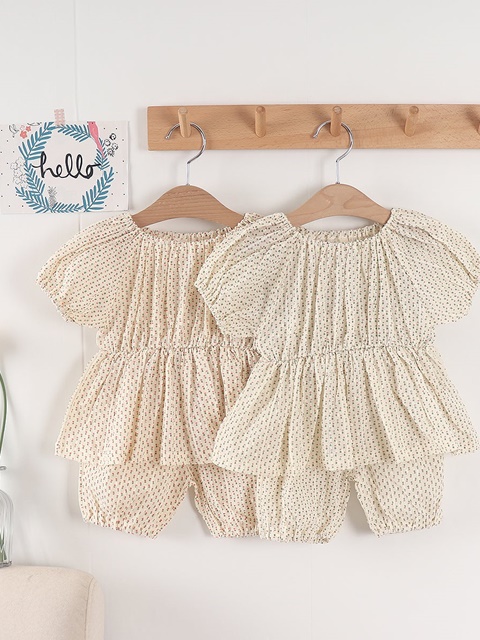 Small Flower Blouse Top Bottom Set Small Flower Blouse Top Bottom Set