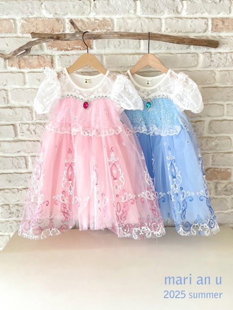 25 Winter Princess One-piece Broochie Set