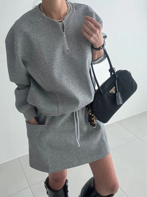 Title Top Skirt Set