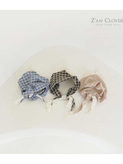 Check Lace Kerchief