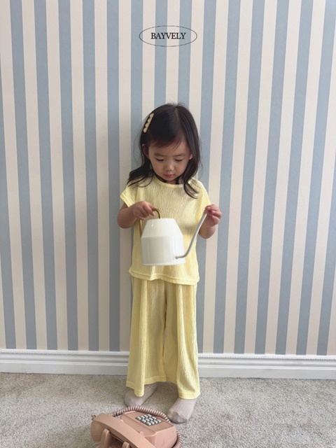 Shine Pleats Top Bottom Set Shine Pleats Top Bottom Set