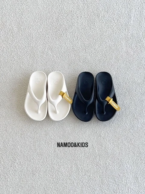 Daily Flip Flop Daily Flip Flop