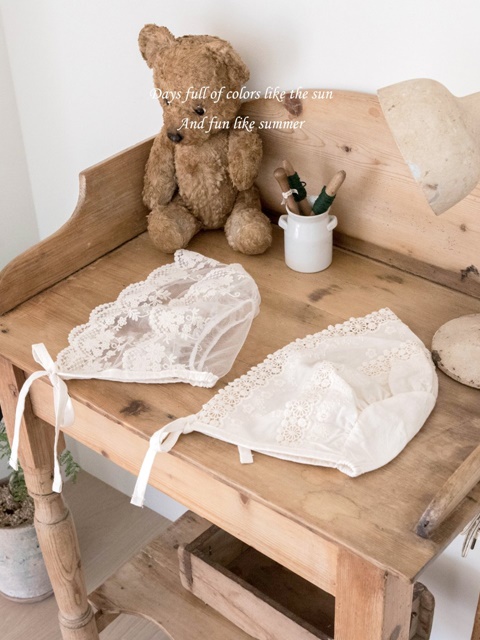 Summer Lace Bonnet