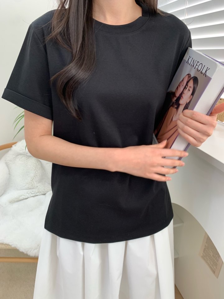Allu - Korean Women Fashion - #momslook - Bunto Roll-up Tee - 5