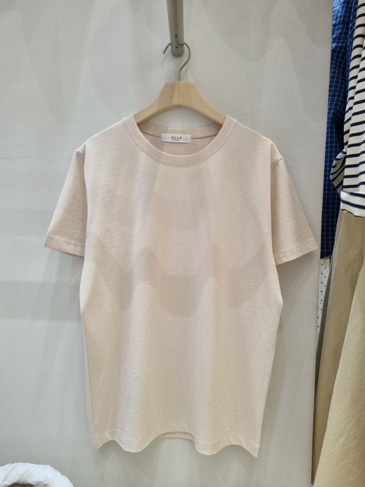 Allu - Korean Women Fashion - #womensfashion - Silket Short Sleeved Tee - 5