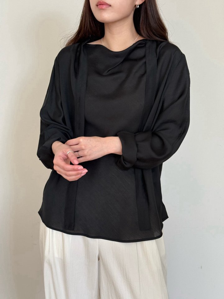 Amygrace - Korean Women Fashion - #momslook - Mermaid Tie Blouse - 11