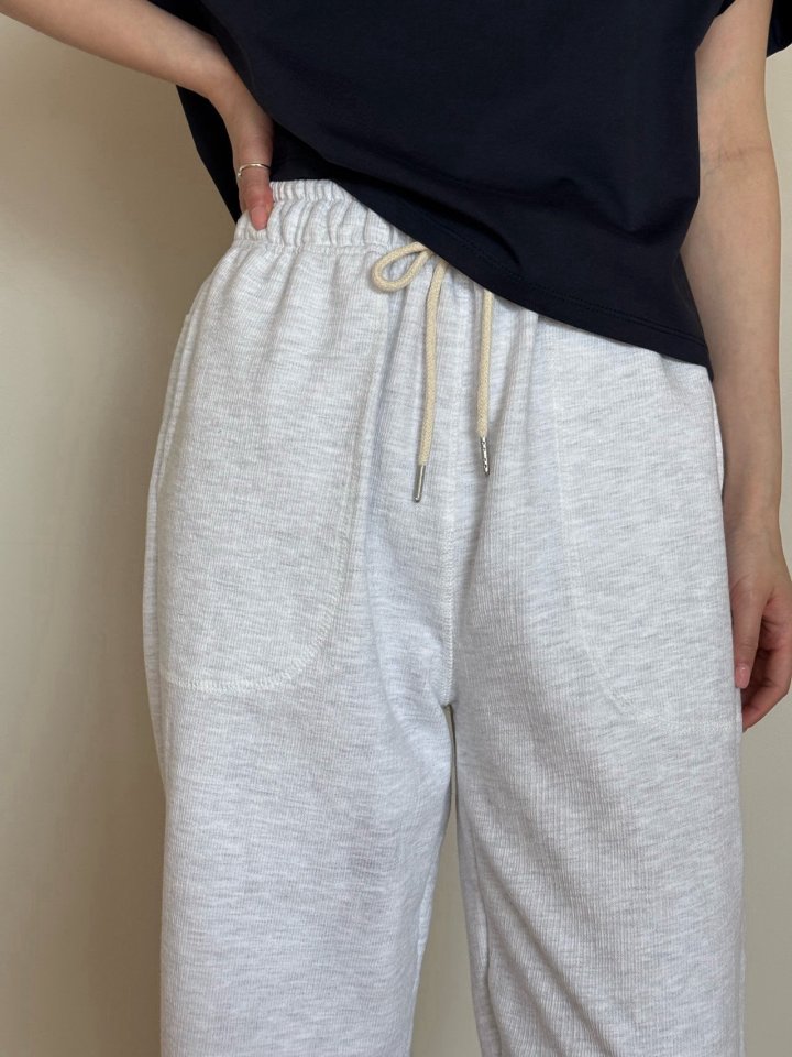 Amygrace - Korean Women Fashion - #momslook - House Pocket Banding Pants - 9