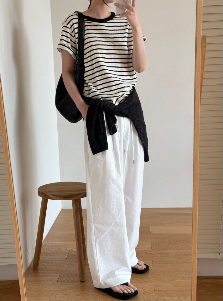Amygrace - Korean Women Fashion - #restrostyle - Leo Stripe Tee - 4