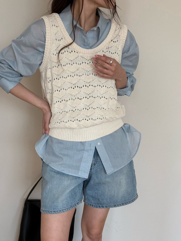 Amygrace - Korean Women Fashion - #vintagekidsstyle - Heart Knit Sleeveless Top - 3