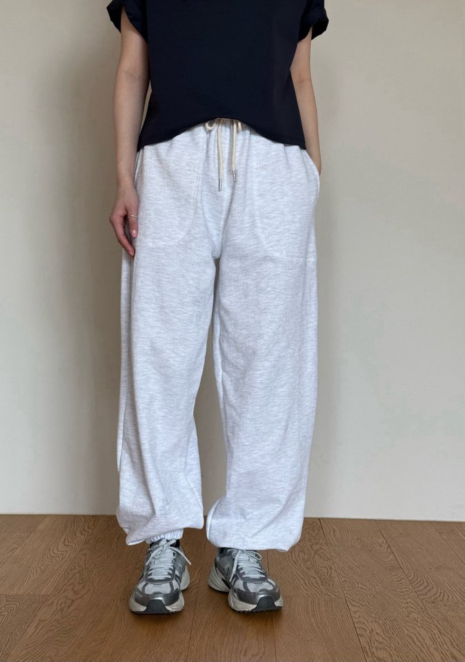 Amygrace - Korean Women Fashion - #womensfashion - House Pocket Banding Pants - 8