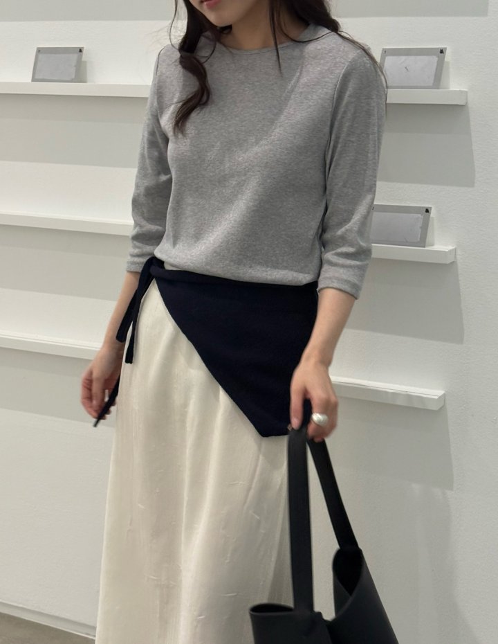 Amygrace - Korean Women Fashion - #womensfashion - Mini Midi Sleeved Tee - 3