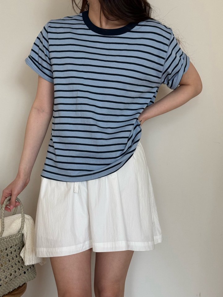 Amygrace - Korean Women Fashion - #womensfashion - Leo Stripe Tee - 9