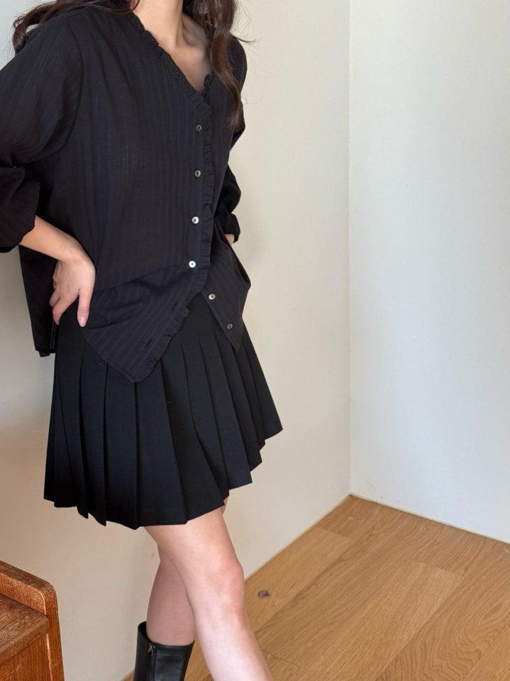 Amygrace - Korean Women Fashion - #womensfashion - Frill Cotton Blouse - 6