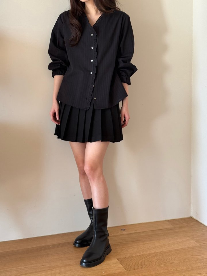 Amygrace - Korean Women Fashion - #womensfashion - Frill Cotton Blouse - 8