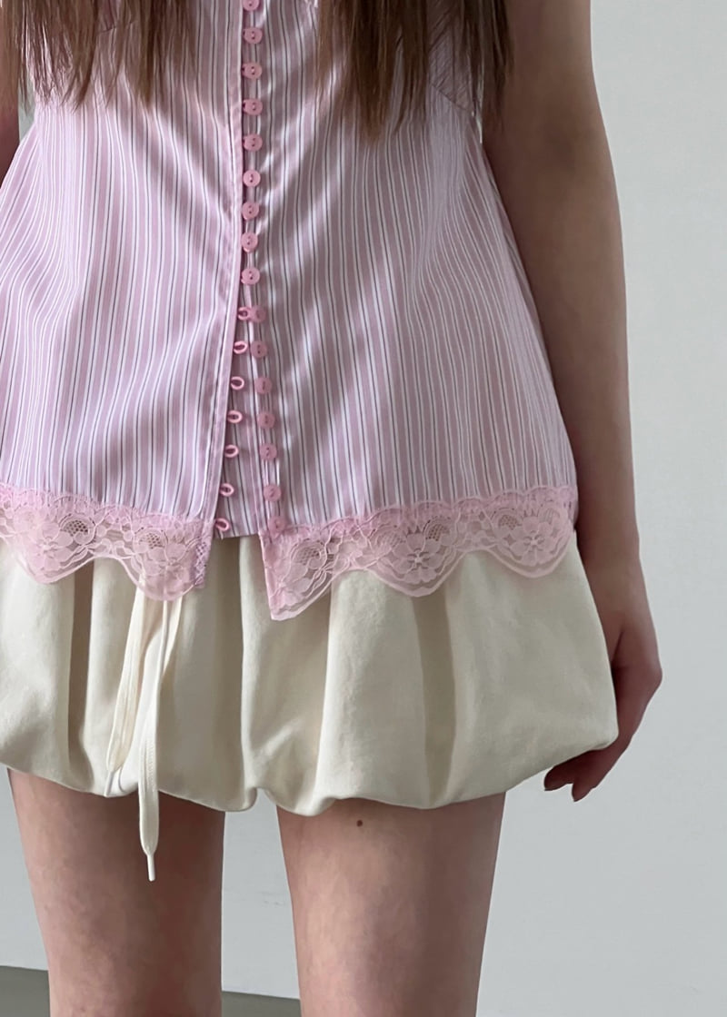 Another Avenue - Korean Women Fashion - #momslook - Hub Lace Sleeveless Blouse - 11