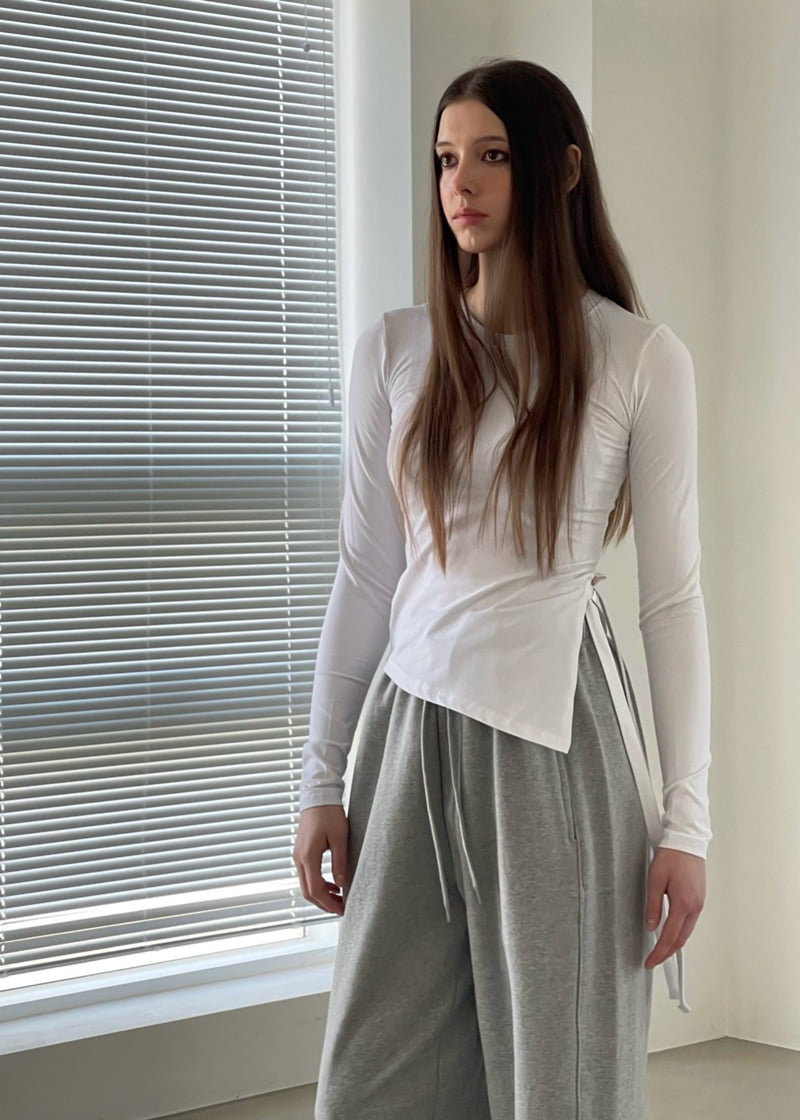 Another Avenue - Korean Women Fashion - #momslook - Swing Triangle Tee - 2
