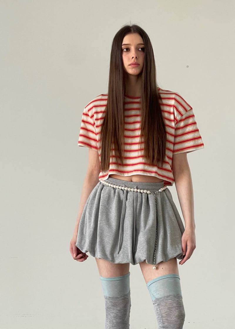 Another Avenue - Korean Women Fashion - #vintagekidsstyle - Jay Pad Crop Tee - 2