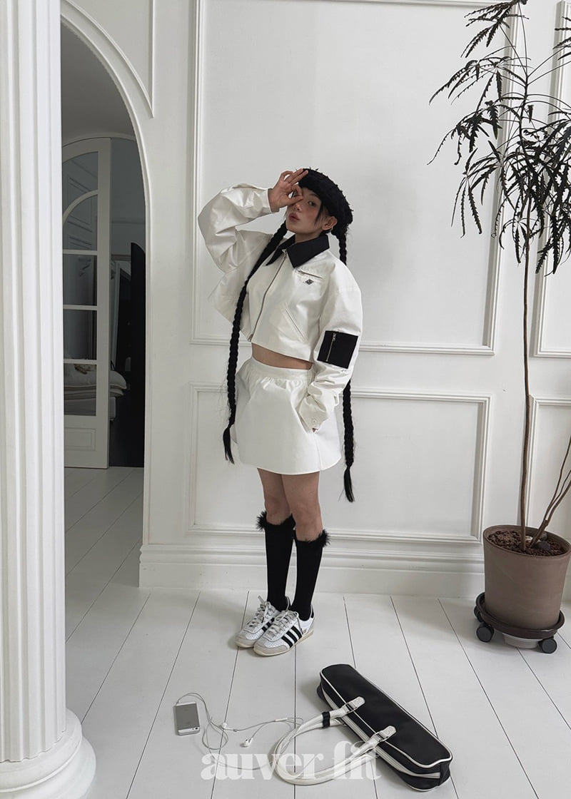 Auver_Fit - Korean Women Fashion - #momslook - Volume Wappen Mini Skirt