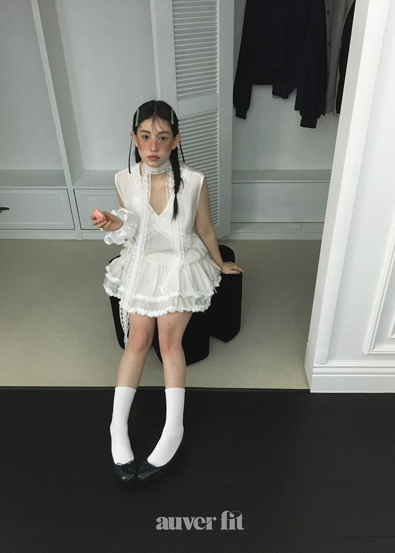 Auver_Fit - Korean Women Fashion - #momslook - Lace Scarf Sleeveless One-piece - 7